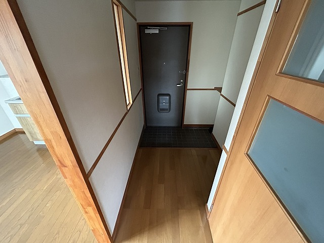 ガーデンハイツ永野1の内装|内装は落ち着いています
※反転の場合がございます。