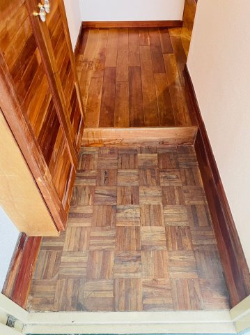 仲介手数料0円！！ユトリロ水草の玄関