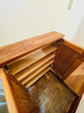 仲介手数料0円！！ユトリロ水草の収納