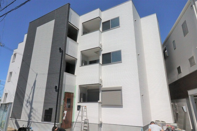 S　Apt．玉津町