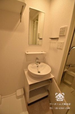 【独立洗面台】 | エスリードレジデンス大阪福島シティウエスト | 独立洗面台あり、毎朝おしゃれに忙しい女性の方におすすめです