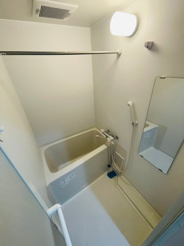 仲介手数料0円！！ヴェルドミール志賀の浴室