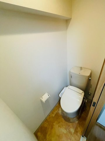 仲介手数料0円！！ヴェルドミール志賀のトイレ