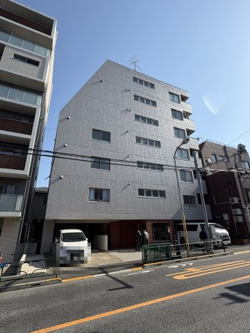 メゾン上野桜木の外観