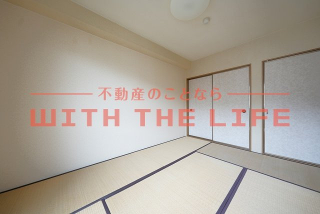 サンライズ高野内【10,000円キャッシュバック対象物件】の和室|和室があれば、来客や子供用のスペースとして活躍します
