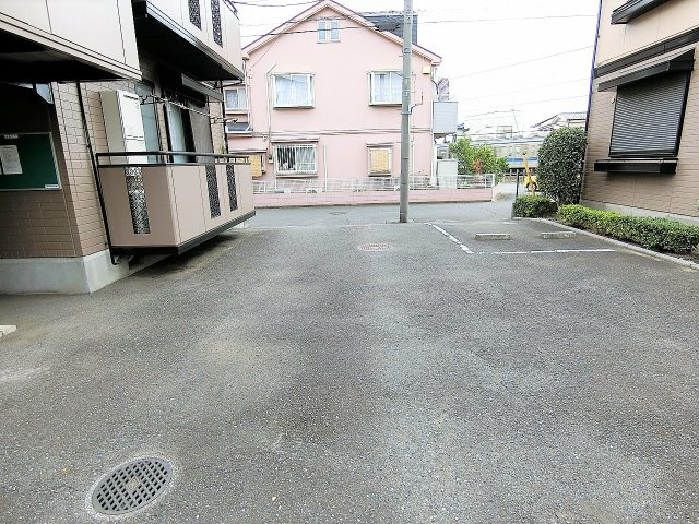 グリーンエステート21の駐車場