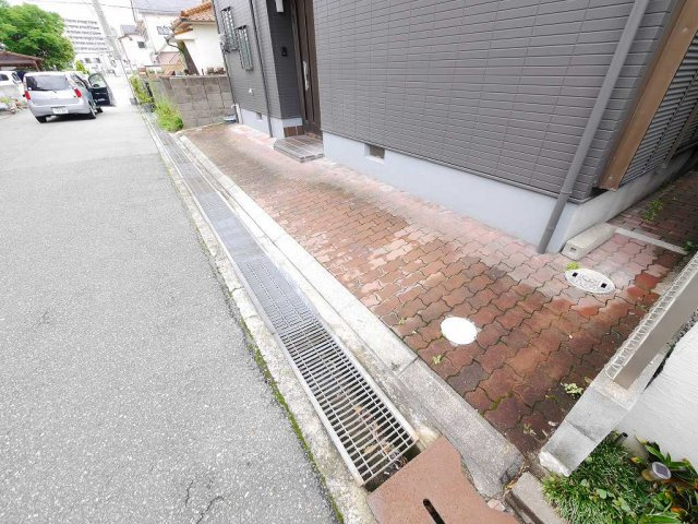田町2丁目戸建の駐車場