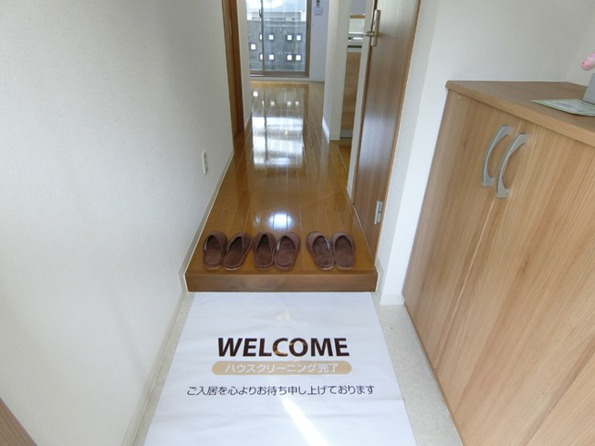 【玄関】フラッツ市名坂