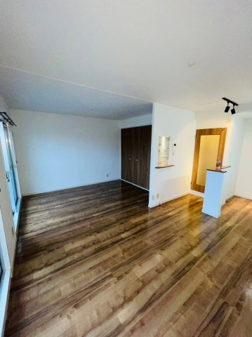 仲介手数料0円！！メゾン浪打の居間・リビング