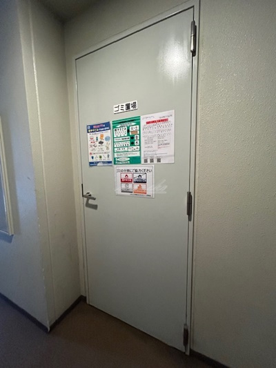 シューズボックス