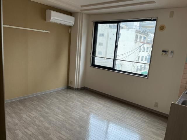 【洋室】ピア大町