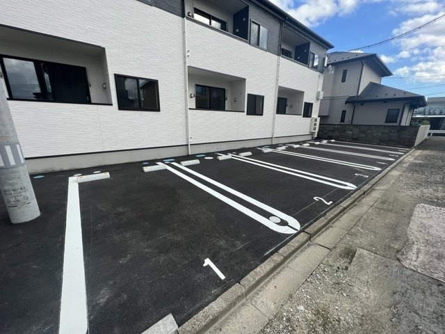 【駐車場】グランジュール若林