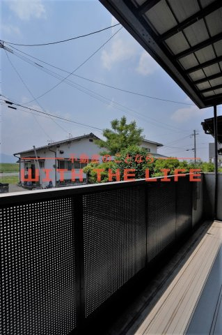 ラ・テール参番館【キャッシュバック対象物件】のバルコニー|陽当たり良好なバルコニーです