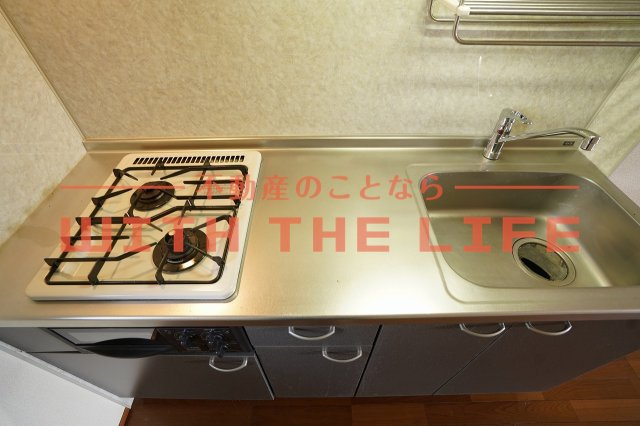ラ・テール参番館【キャッシュバック対象物件】のキッチン|きれいなキッチンです