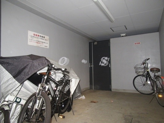 駐輪場
