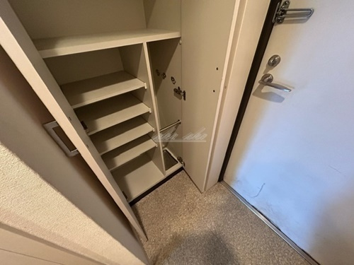 【玄関】エステムプラザ横浜みなとみらいWEST