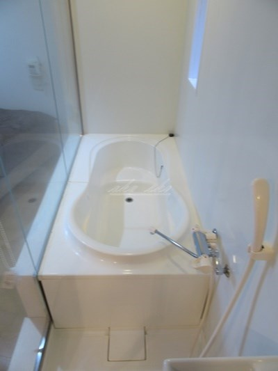 【浴室】EAST RISE 由比ガ浜B