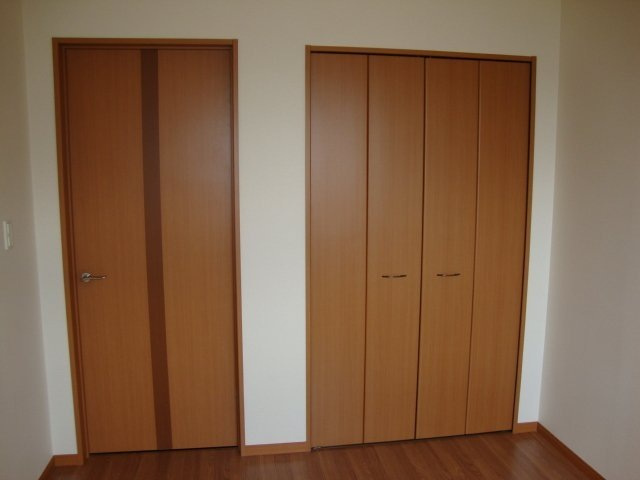 グランディール中広【10,000円キャッシュバック対象物件】の子供部屋|子供部屋としても使い勝手の良いお部屋です