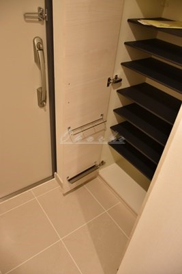 【玄関】ジェノヴィア新横浜スカイガーデン