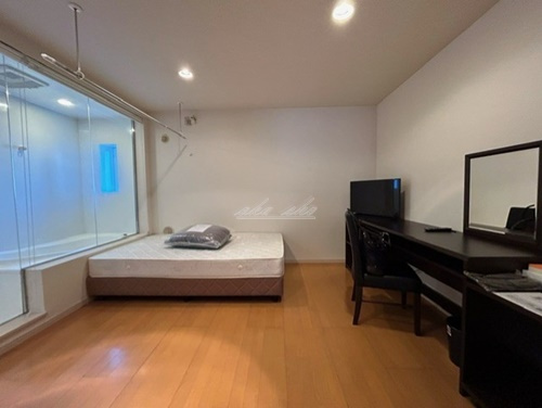 【居間・リビング】EAST RISE 由比ガ浜B