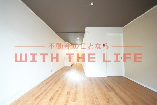 トラッドグリーン【キャッシュバック対象物件】の寝室|広くて明るい寝室