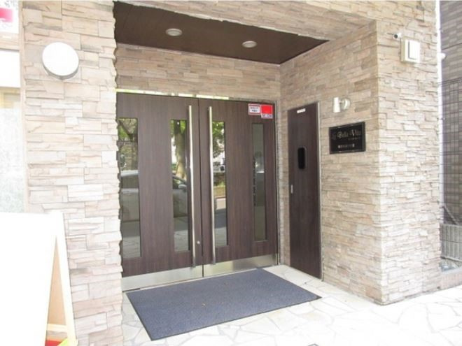 【エントランス】La　Bella　Vita　横浜大通り公園 