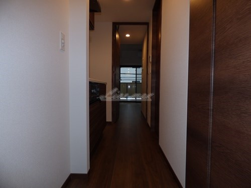 【玄関】クレヴィスタ横浜関内