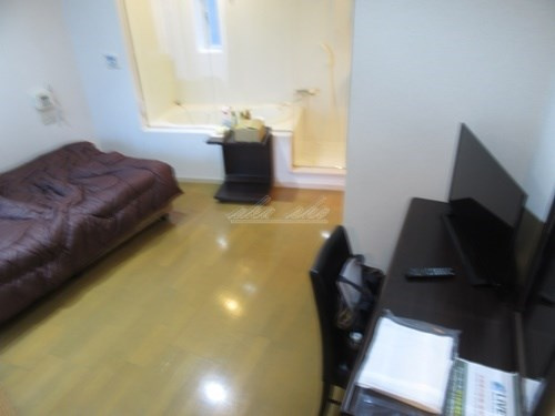 【居間・リビング】EAST RISE 由比ガ浜B