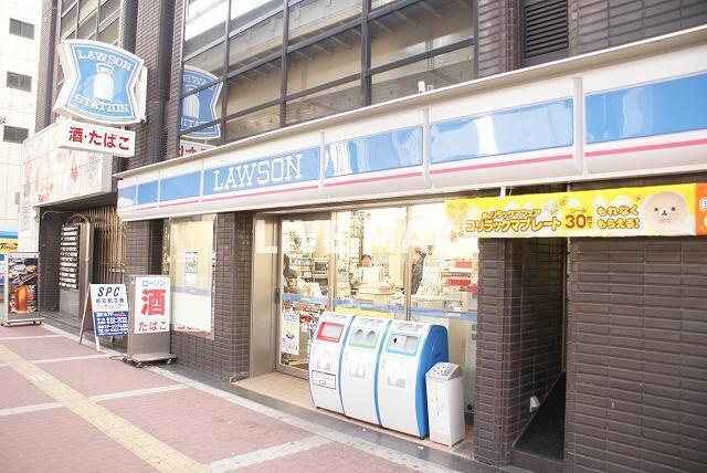 ロｰソン 丸太町小川店（283m）