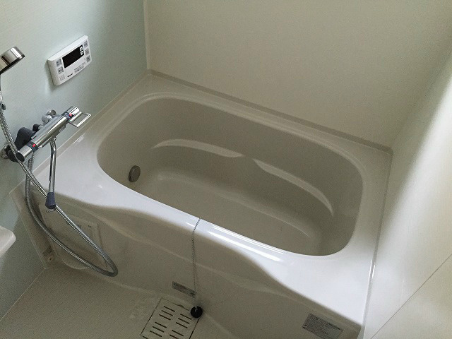 【浴室】ヴィラスタジオーネ御所南