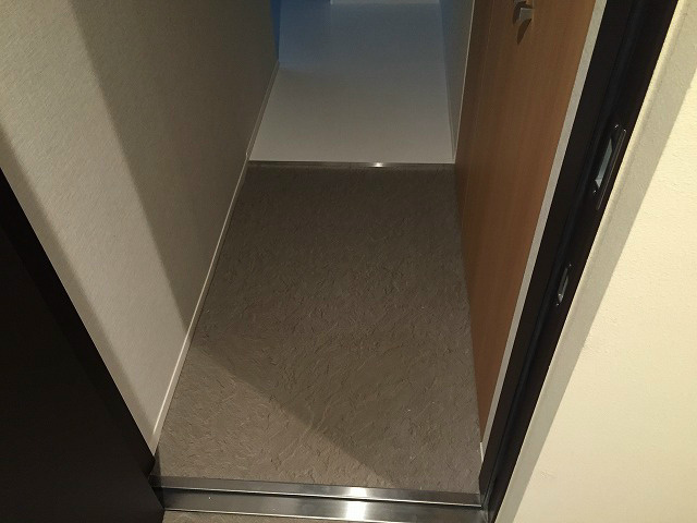 【玄関】ヴィラスタジオーネ御所南