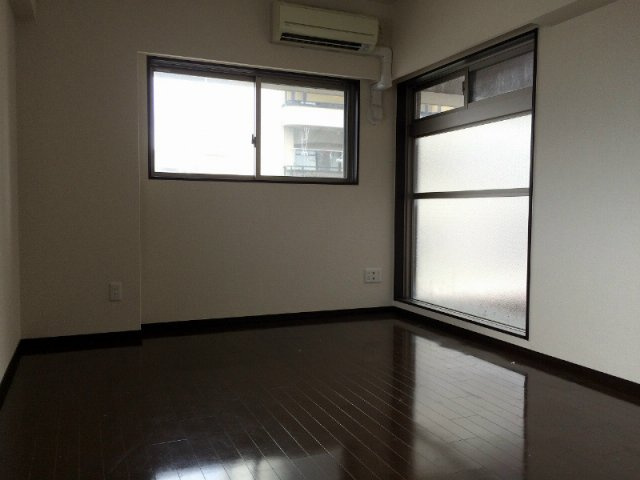 【居間・リビング】ベラジオ富小路