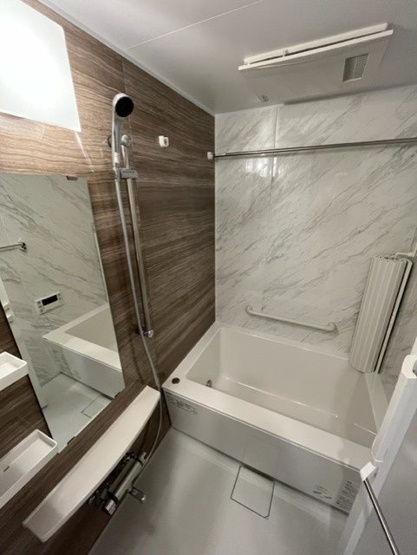 【浴室】ルミナス磨屋町