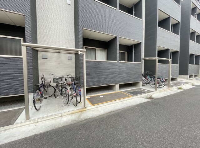 【駐車場】月光岡山駅西口弐番館