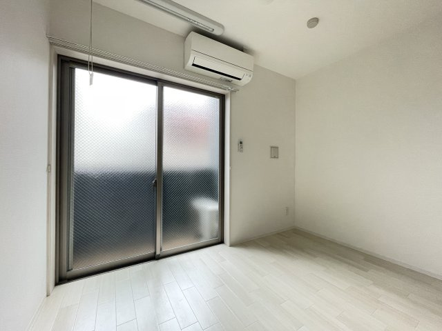 【寝室】月光岡山駅西口弐番館