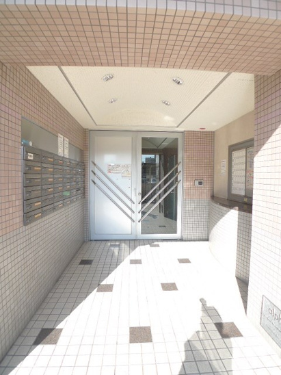 【エントランス】アルファ京町 