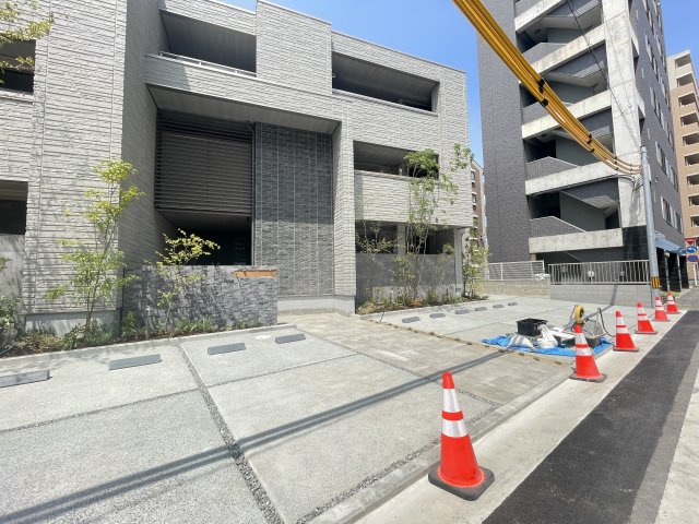 【駐車場】リュミエール
