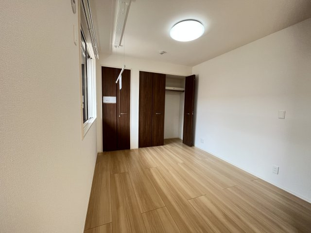 【寝室】アルシオネ岡山駅西