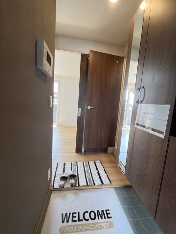 【玄関】アルシオネ岡山駅西