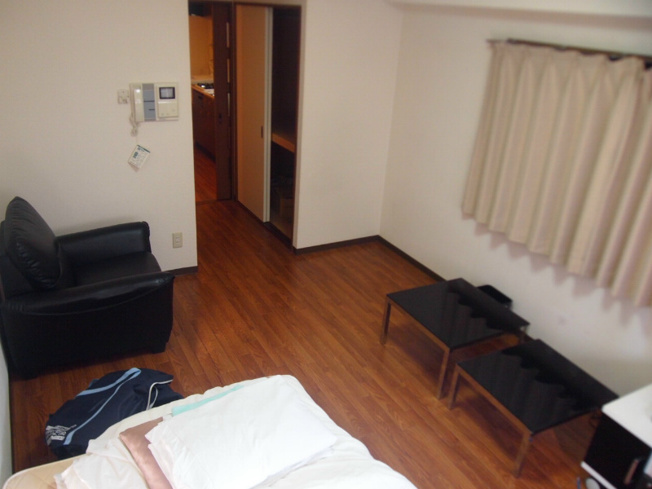 【居間・リビング】第３イワヒロビル
