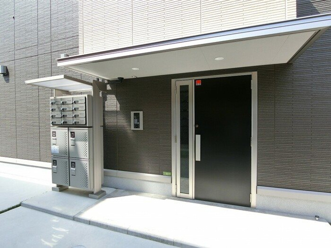 【エントランス】ソレイユ緑井