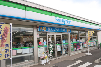 ファミリーマート 津久井太井店まで400m