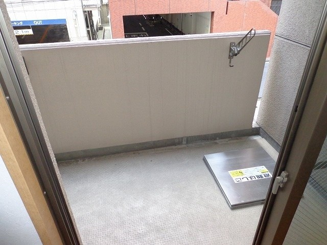 【バルコニー】グラビスコート紙屋町