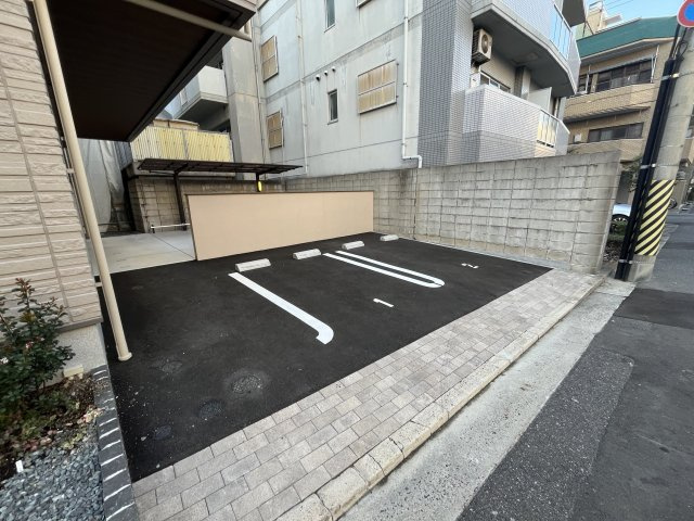 【駐車場】モントレゾール