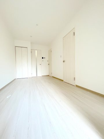 【居間・リビング】M Terrace藤垂園　弐番館
