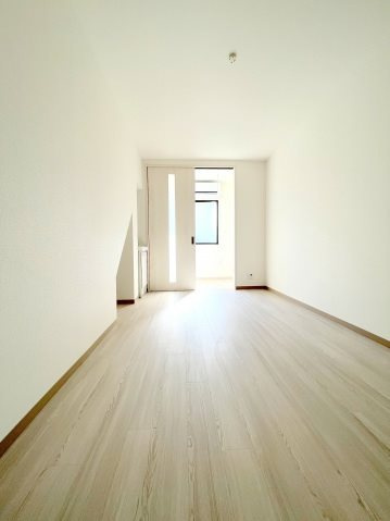 【居間・リビング】M Terrace藤垂園　弐番館