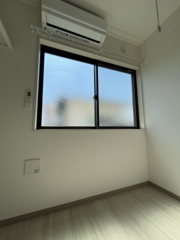 【寝室】M Terrace藤垂園　弐番館