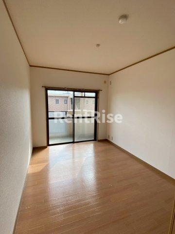 ルネッサンス雅A棟の居間・リビング