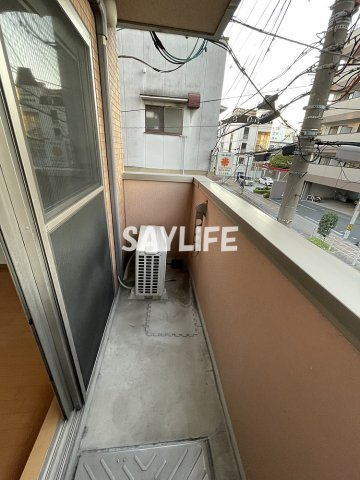 ベルシティ鶴見のバルコニー