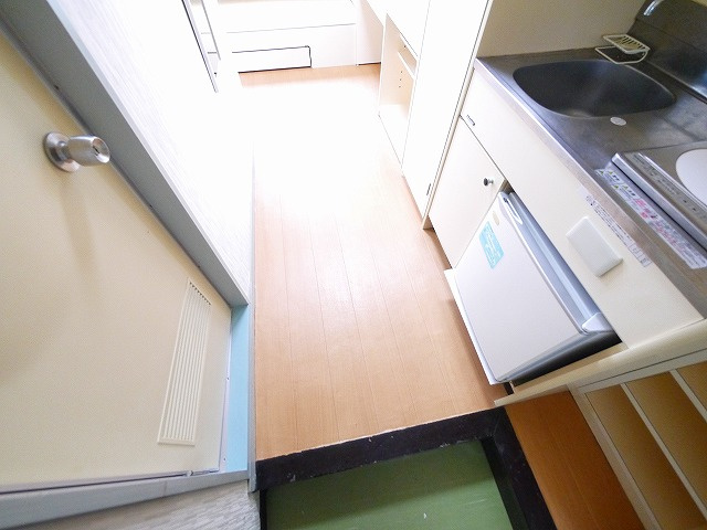 マンションアモリーノの玄関